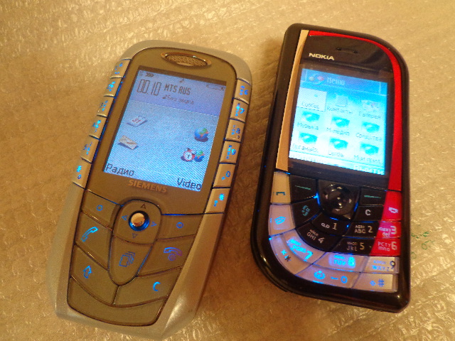 Смартфоны Siemens SX1 и Nokia 7610