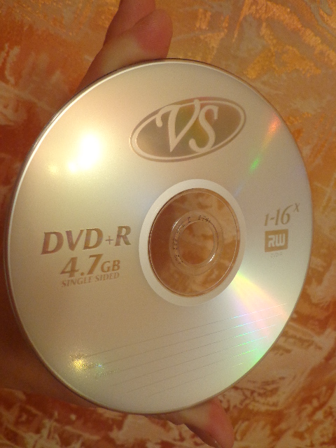 DVD: болванка, dvd, dvd+r